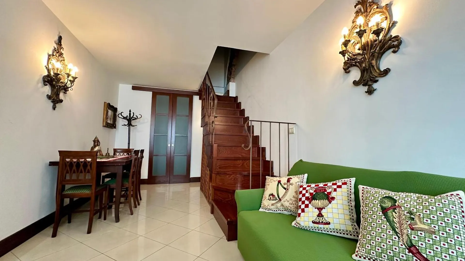Backy Home Catane Italie